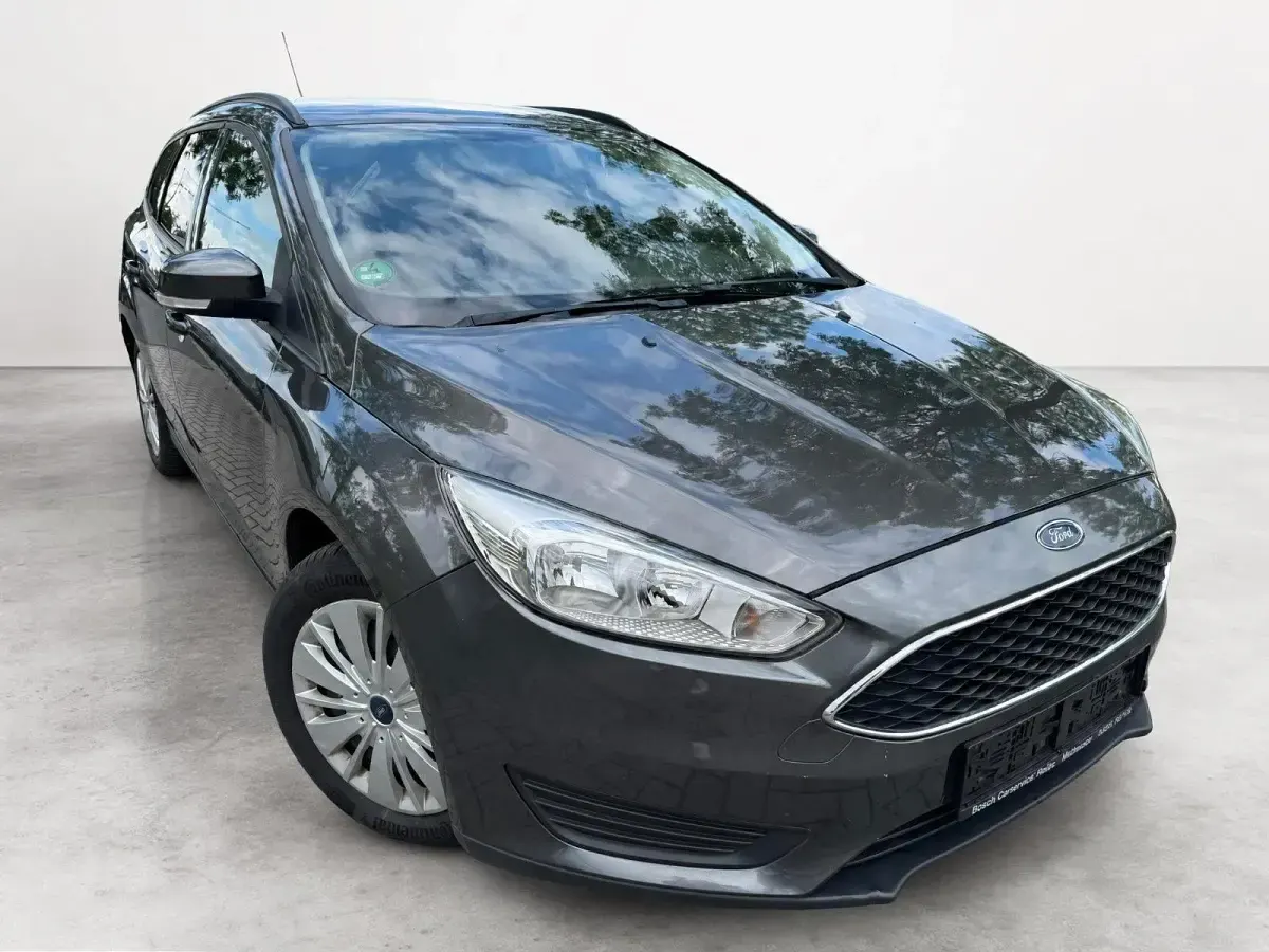 Gebraucht Ford Focus 125 PS (91 kW) 2015 Grau Kombi