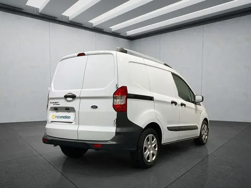 Gebraucht Ford Transit 101 PS (74 kW) 2022 Weiß Limousine