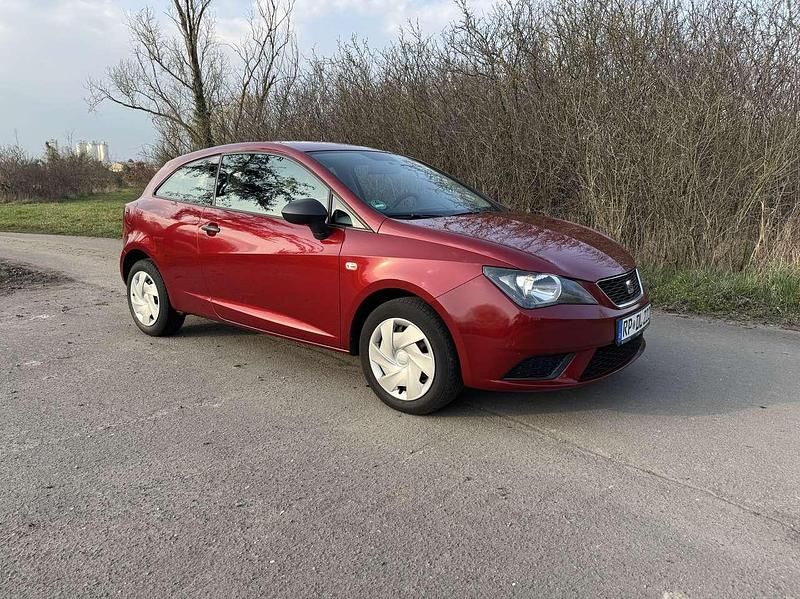 Gebraucht Seat Ibiza Reference 69 PS (50 kW) 2013 Rot Kleinwagen