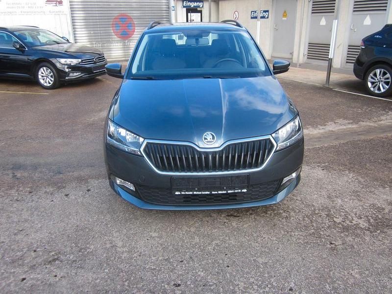 Gebraucht Skoda Fabia Active 95 PS (69 kW) 2021 Grau Kombi