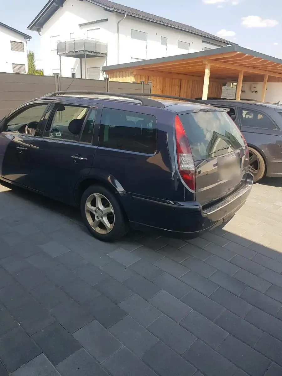 Gebraucht Ford Mondeo 155 PS (114 kW) 2005 Blau Kombi