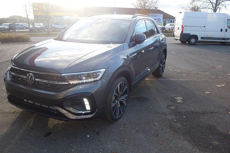 Schwarz Neu 2025 VW T-Roc R-line SUV | 34.700 € (Guter Preis) - Bild 1/4