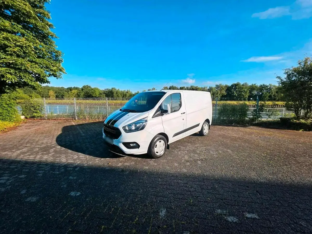Gebraucht Ford Transit Custom Trend 131 PS (96 kW) 2019 Weiß Pickup