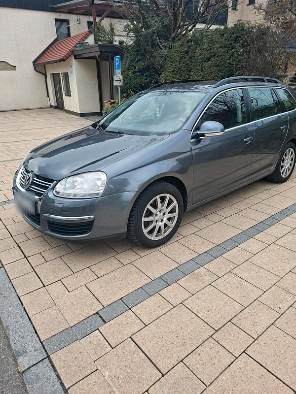 Usata VW Golf V 122 CV (89 kW) 2009 Grigio Station wagon