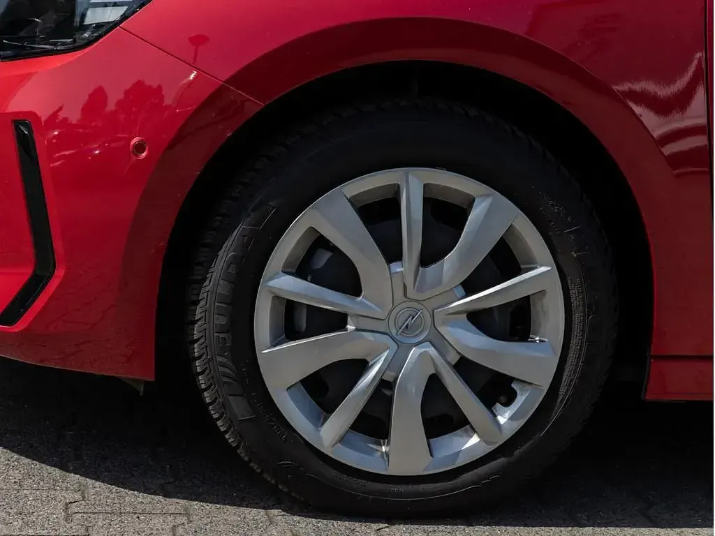 Gebraucht Opel Corsa 101 PS (74 kW) 2024 Rot / Kleinwagen