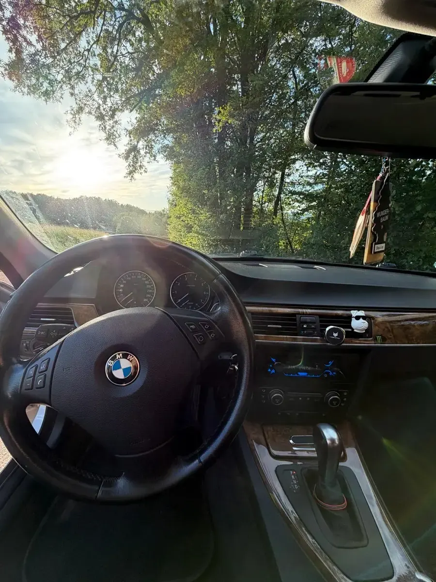 Gebraucht BMW 320 160 PS (117 kW) 2006 Limousine