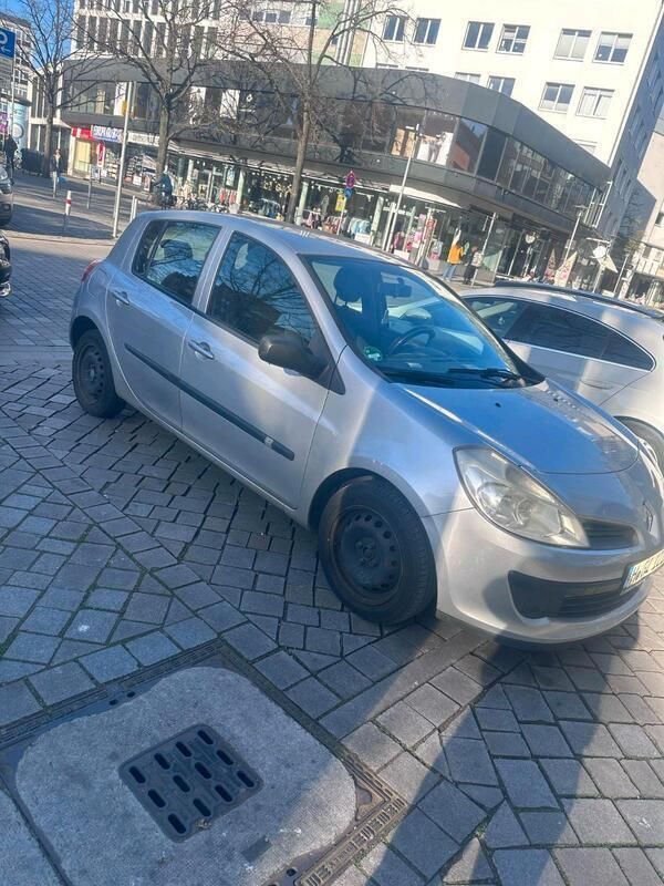 Silber Gebraucht 2007 Renault Clio III Kleinwagen | 1.700 € - Bild 1/4