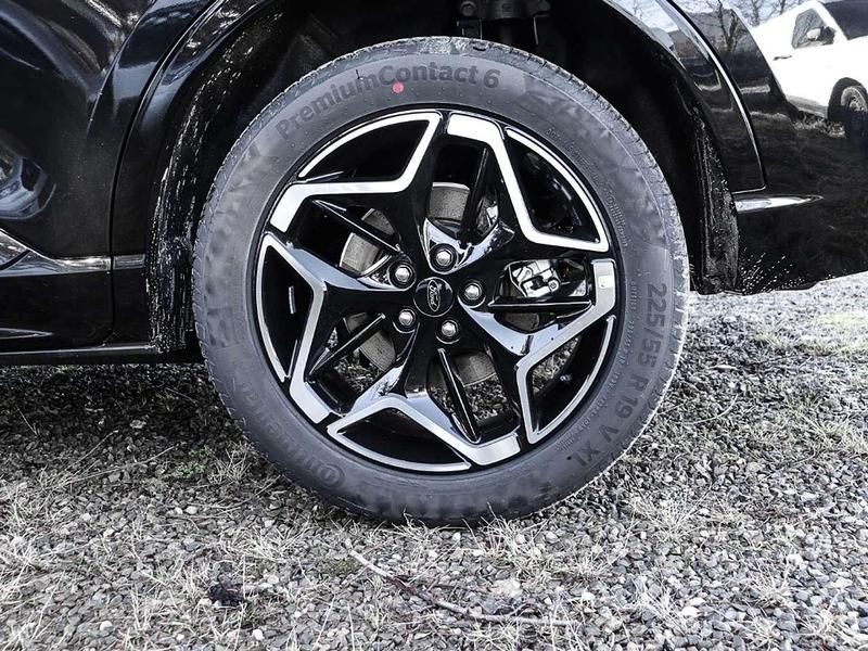 Neu Ford Kuga ST-Line 182 PS (133 kW) 2026 Schwarz SUV