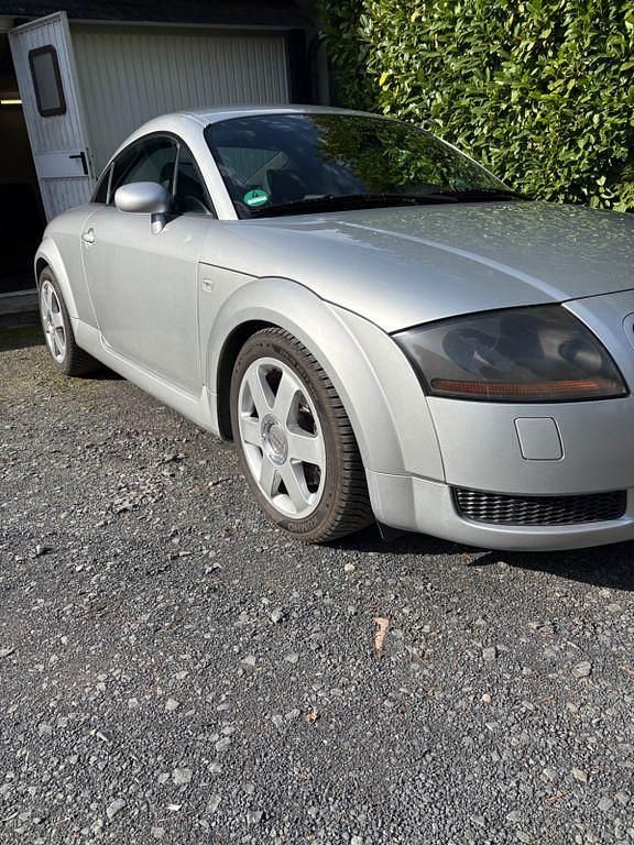 Gebraucht Audi TT Sport 180 PS (132 kW) 1999 Silber Coupé