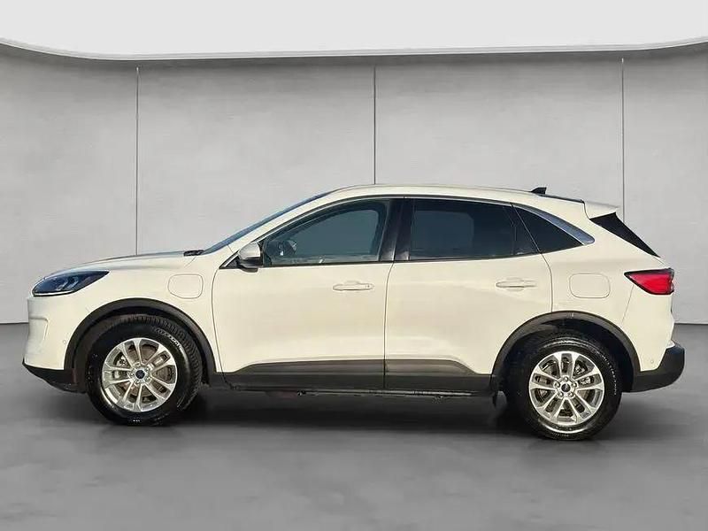 Gebraucht Ford Kuga Titanium 224 PS (164 kW) 2022 Frozen white SUV