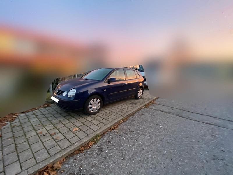 Gebraucht VW Polo 64 PS (47 kW) 2002 Blau Kleinwagen