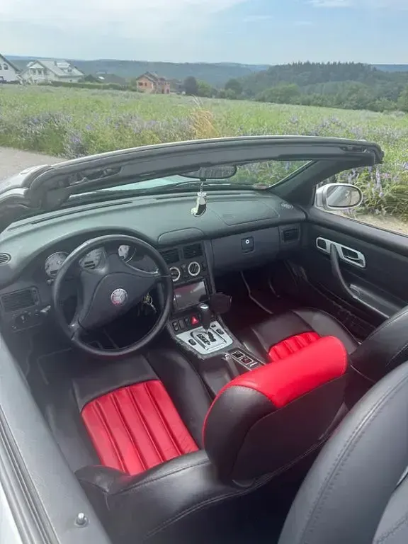 Gebraucht Mercedes SLK320 Edition 218 PS (160 kW) 2004 Silber Cabrio