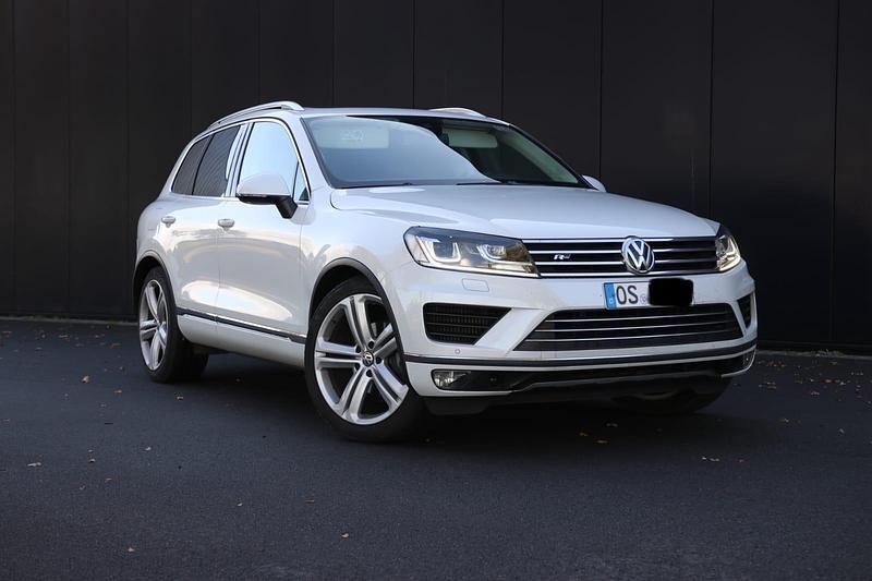 Weiß Gebraucht 2015 VW Touareg SUV | 20.499 € (Etwas zu teuer) - Bild 1/4