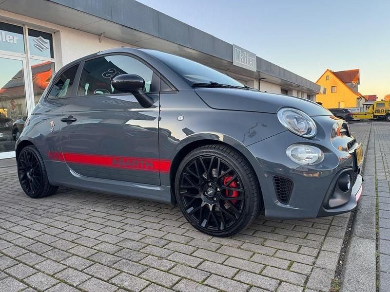 Usado Abarth 695 165 HP (121 kW) 2017 Cinzento Citadino