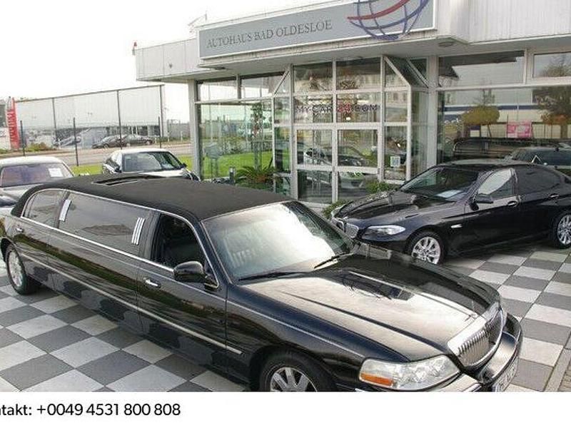 Gebraucht Lincoln Town Car 218 PS (160 kW) 2002 Schwarz Limousine