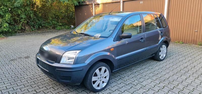 Grau Gebraucht 2004 Ford Fusion Kombi | 2.650 € (Fairer Preis) - Bild 1/4