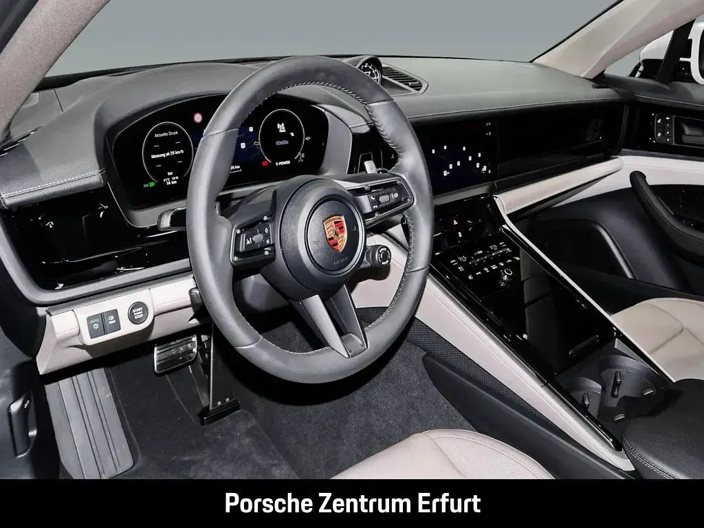 Gebraucht Porsche Panamera 4 470 PS (345 kW) 2025 Silber Kleinwagen
