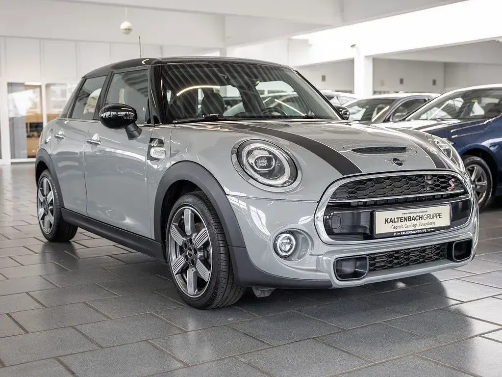 Gebraucht Mini Cooper S 192 PS (141 kW) 2019 Grau Kleinwagen