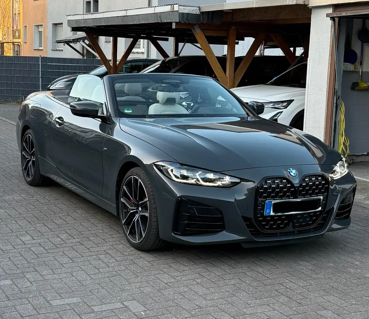 Gebraucht BMW M440 M Sport 374 PS (275 kW) 2022 Grau Cabrio