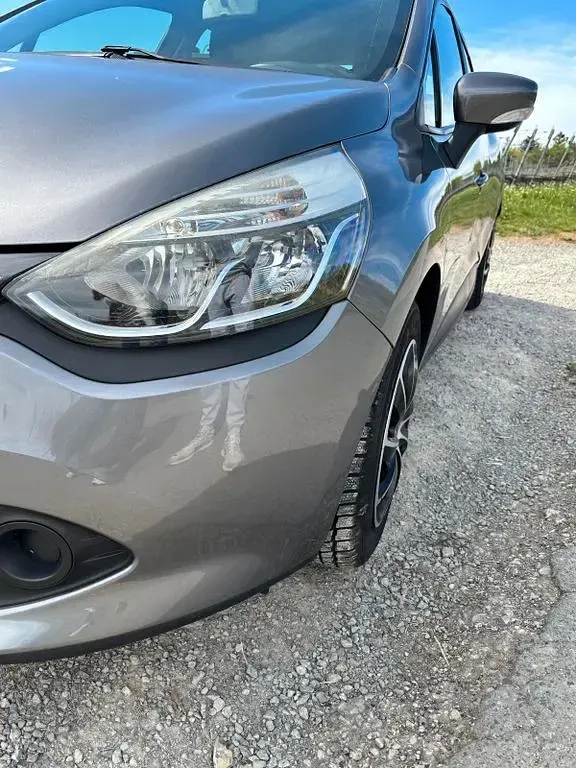 Gebraucht Renault Clio Collection 75 PS (55 kW) 2013 Grau Limousine