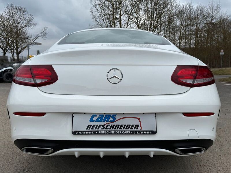 Gebraucht Mercedes C220 AMG 170 PS (125 kW) 2017 Weiß Coupé