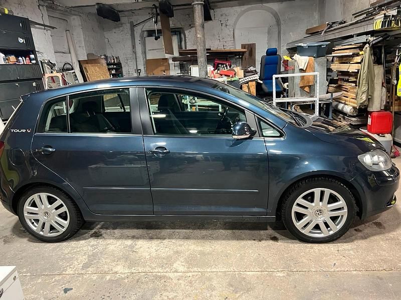 Blau Gebraucht 2007 VW Golf V Limousine | 3.850 € (Fairer Preis) - Bild 1/4