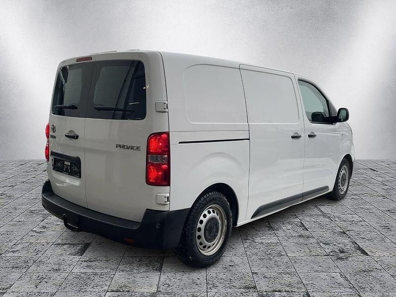 Gebraucht Toyota Proace 120 PS (88 kW) 2021 Weiß Van / Kleinbus
