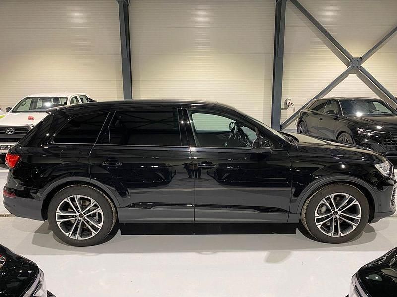 Gebraucht Audi Q7 340 PS (250 kW) 2024 Schwarz SUV