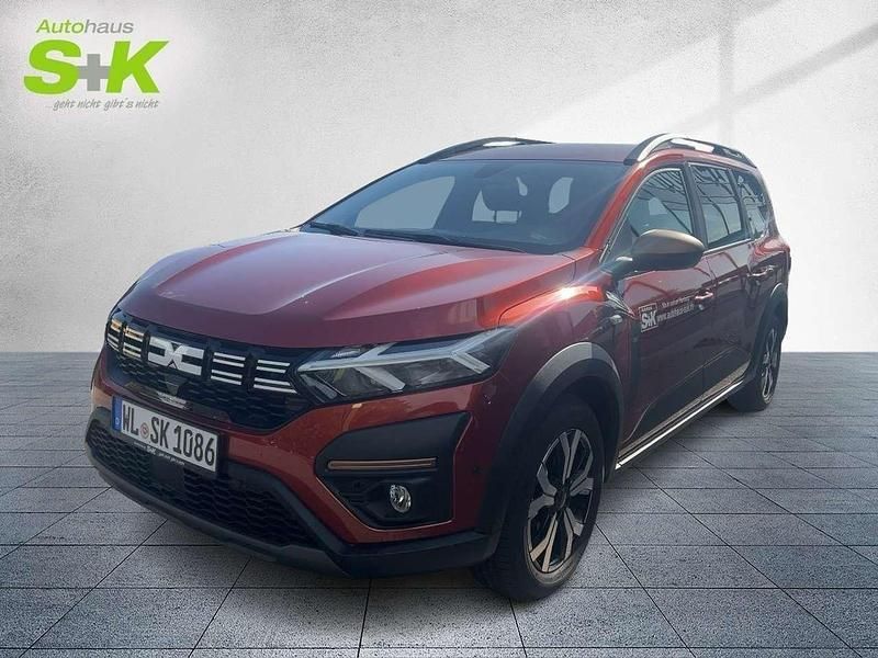 Terracottabraun metallic (braun) Gebraucht 2023 Dacia Jogger Extreme Kombi | 24.490 € (Fairer Preis) - Bild 1/4