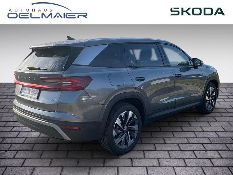 Gebraucht Skoda Kodiaq Selection 193 PS (141 kW) 2024 Graphitegrau SUV