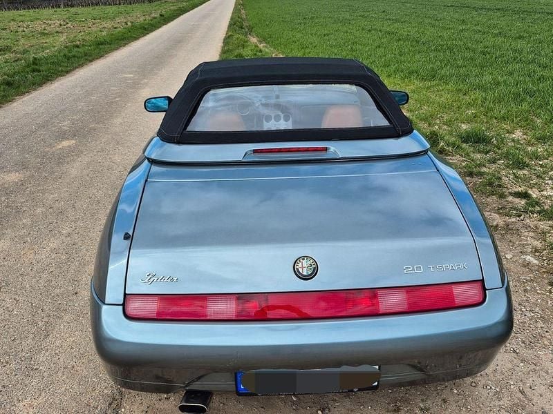 Gebraucht Alfa Romeo Spider 150 PS (110 kW) 2001 Grau Cabrio