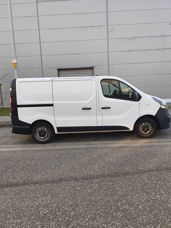 Gebraucht Opel Vivaro 95 PS (69 kW) 2016 Weiß Van / Kleinbus