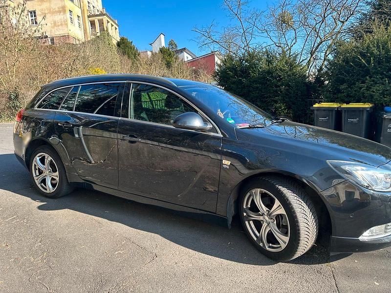Gebraucht Opel Insignia OPC 220 PS (161 kW) 2011 Schwarz Kombi