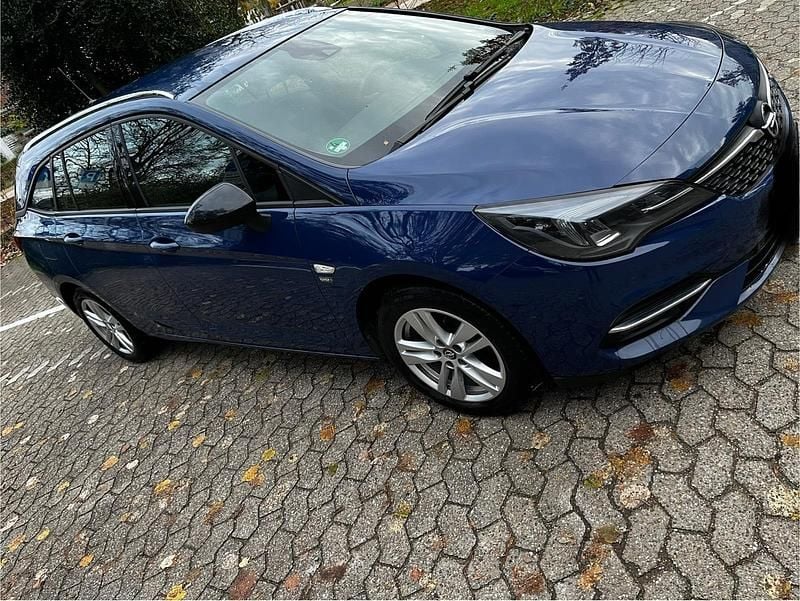 Gebraucht Opel Astra 105 PS (77 kW) 2020 Blau Coupé