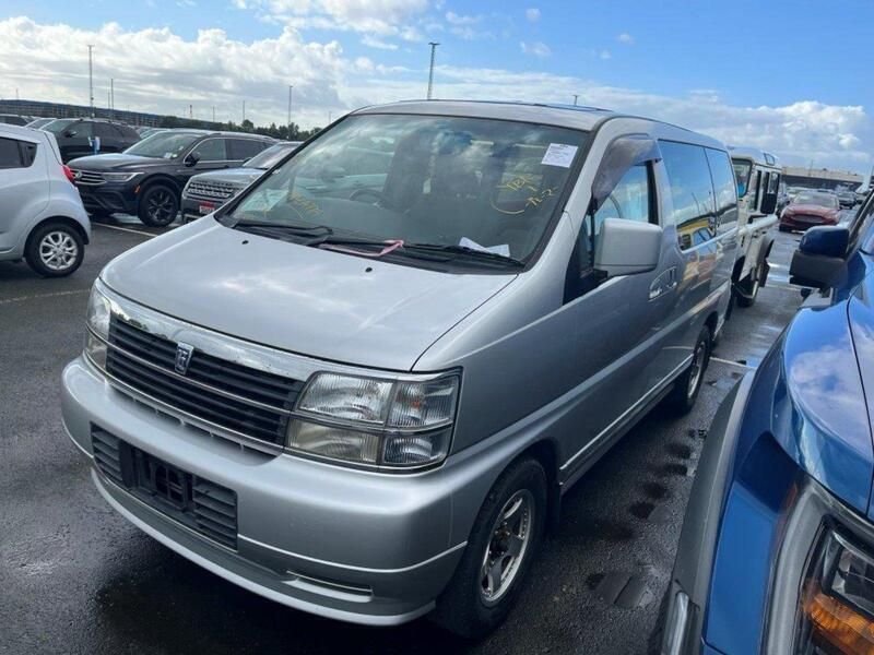 Gebraucht 1998 Nissan Elgrand Van / Kleinbus | 7.990 € - Bild 1/4