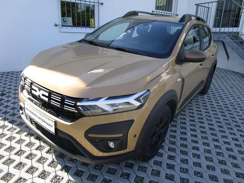 Safaribeige Neu 2025 Dacia Sandero Extreme Kleinwagen | 20.895 € (Fairer Preis) - Bild 1/4