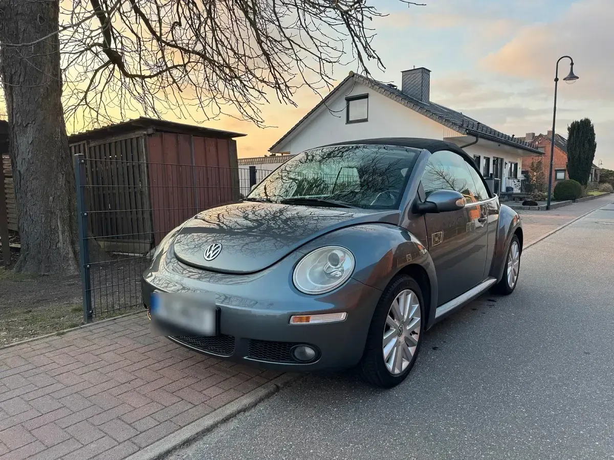 Gebraucht VW New Beetle 150 PS (110 kW) 2008 Grau Kleinwagen