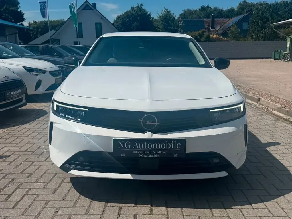 Gebraucht Opel Astra Elegance 131 PS (96 kW) 2023 Weiß Kleinwagen