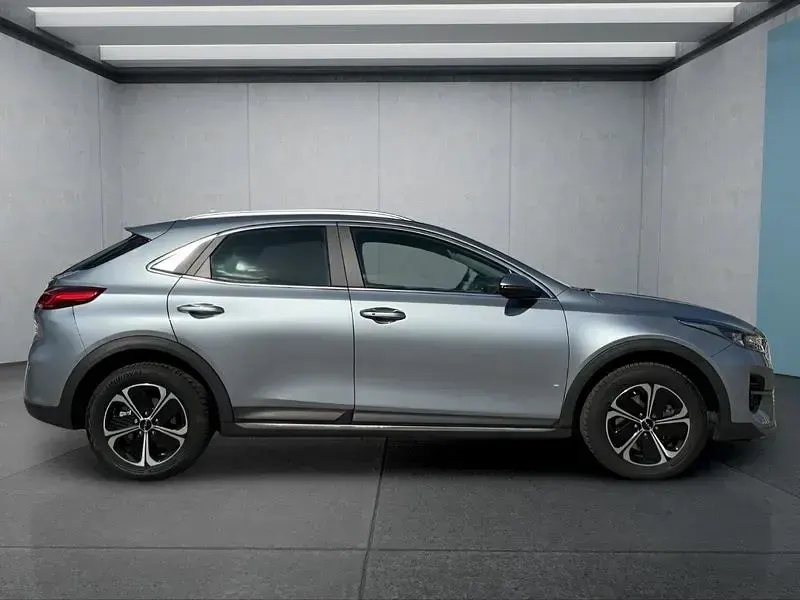 Gebraucht Kia XCeed 141 PS (103 kW) 2022 Silber SUV