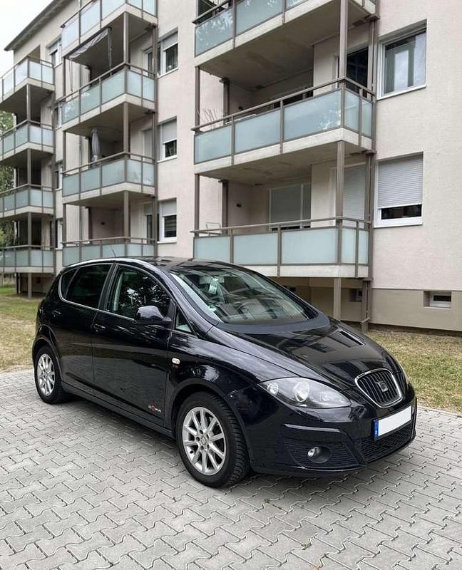 Schwarz Gebraucht 2012 Seat Altea Copa Van / Kleinbus | 4.800 € (Fairer Preis) - Bild 1/4