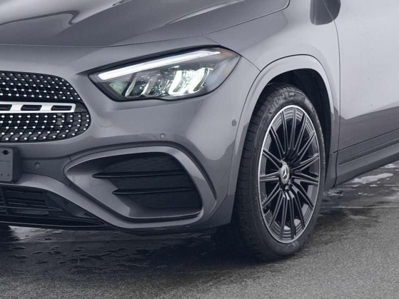 Gebraucht Mercedes GLA220 AMG 190 PS (139 kW) 2023 lack mountaingrau SUV