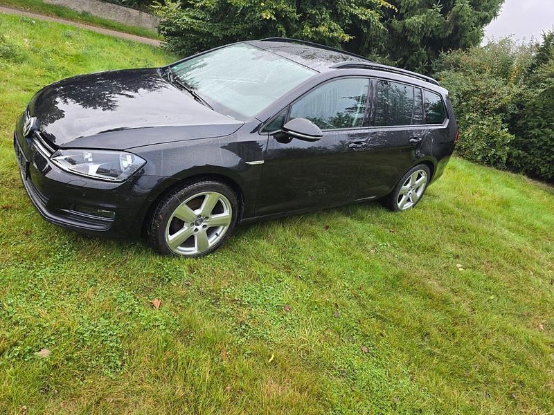 Schwarz Gebraucht 2014 VW Golf VII Kombi | 7.499 € (Guter Preis) - Bild 1/4