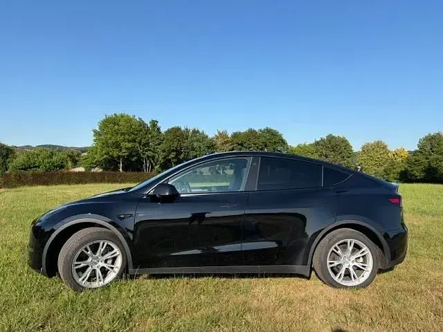 Gebraucht Tesla Model Y Long Range AWD 274 kW (373 PS) 2023 Schwarz SUV
