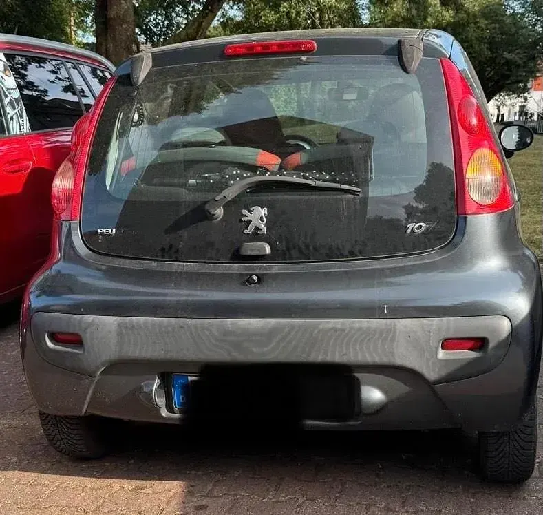 Gebraucht Peugeot 107 68 PS (50 kW) 2008 Grau Kleinwagen