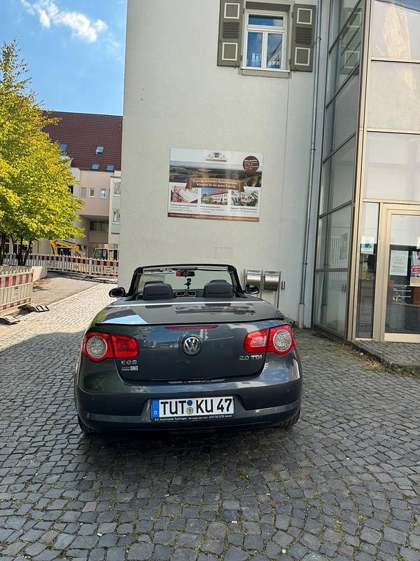 Gebraucht VW Eos 140 PS (102 kW) 2010 Grau Cabrio