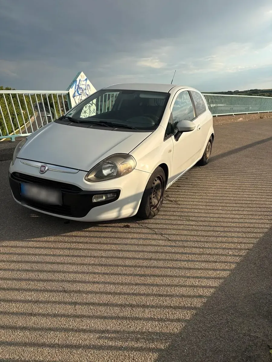 Gebraucht Fiat Punto Evo 80 PS (58 kW) 2011 Silber Kleinwagen