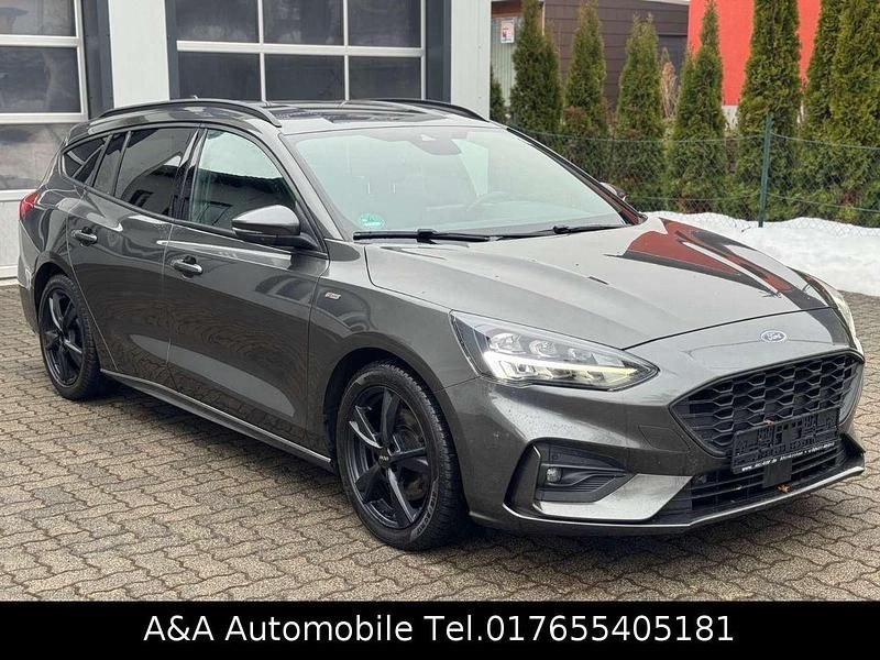 Gebraucht Ford Focus ST-Line 150 PS (110 kW) 2020 Grau Kombi