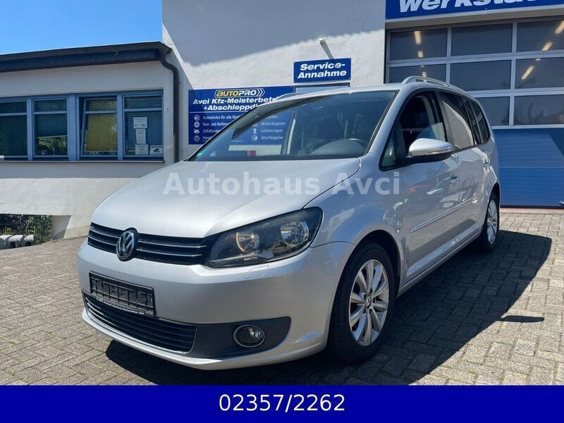 Silber Gebraucht 2010 VW Touran Highline Van / Kleinbus | 5.499 € (Fairer Preis) - Bild 1/4