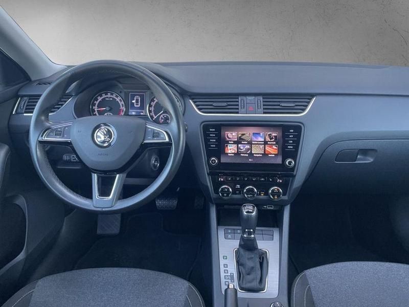 Gebraucht Skoda Octavia Soleil 150 PS (110 kW) 2019 Grau Kombi