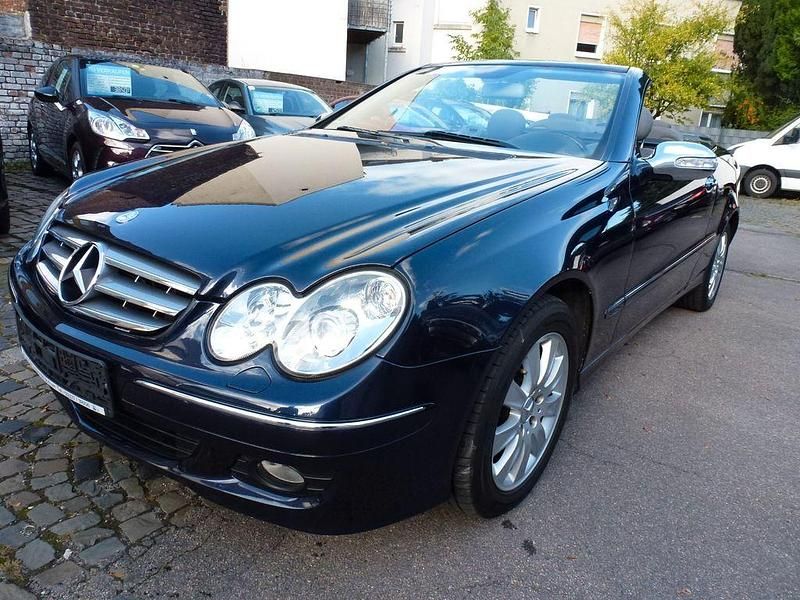 Blau Gebraucht 2007 Mercedes CLK200 Cabrio | 10.750 € (Fairer Preis) - Bild 1/4